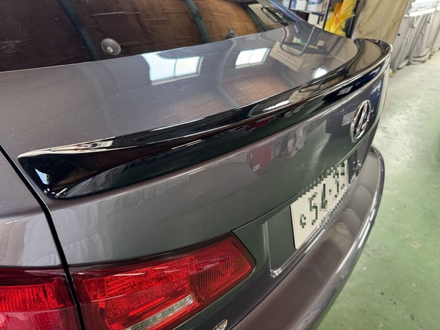 リアスポイラー塗装　LEXUS　ISF　DBA-USE20 　 (3).jpeg