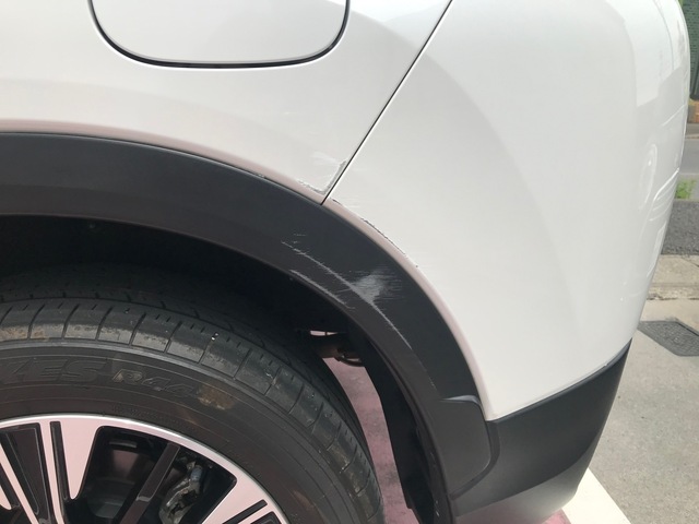 リアバンパー　補修塗装　エクリプスクロス　5BA-GK1W　 (4).jpg