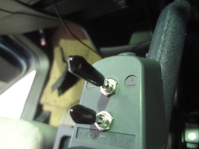 手動運転装置_フリード(DBA-GB3)_5.JPG